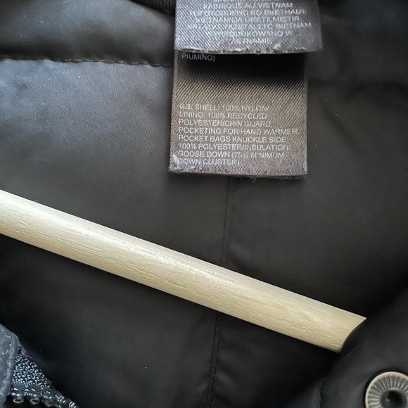 COPY - The North Face Winter jacket - Picture 3 of 11